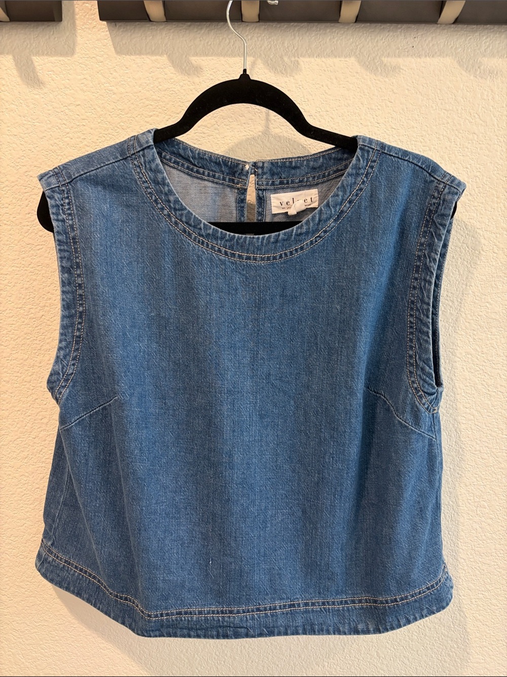 Velvet Sleeveless Denim Top in Medium Blue